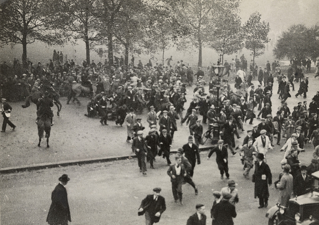 The Flight from a Police Charge in London