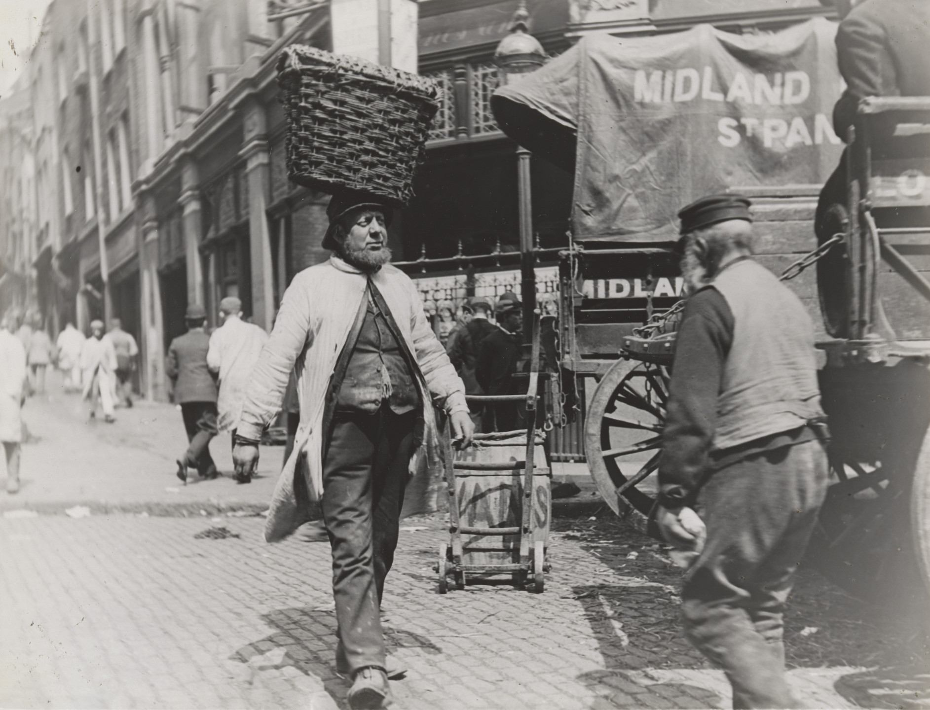 Paul Martin. Porter Carrying a Basket of Shrimps, Billingsgate. 1893-96