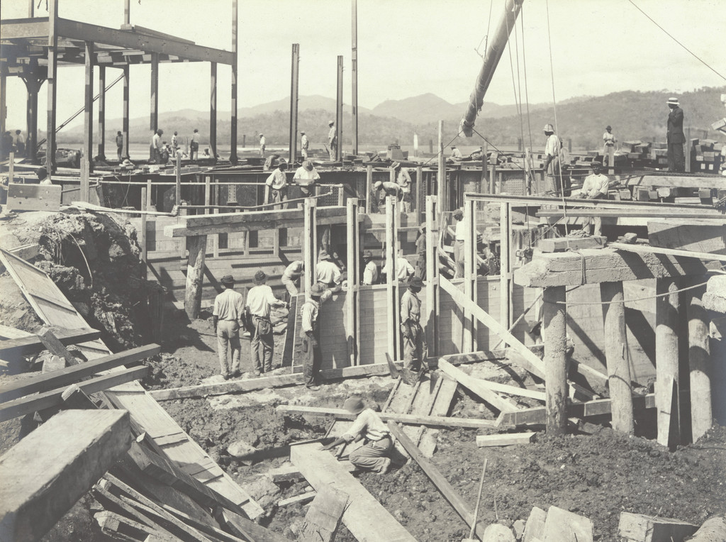 Balboa Terminals. Reloader and Unloader Wharves