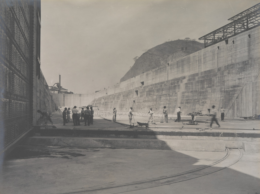 Balboa Terminals. Dry Dock #1. Before flooding