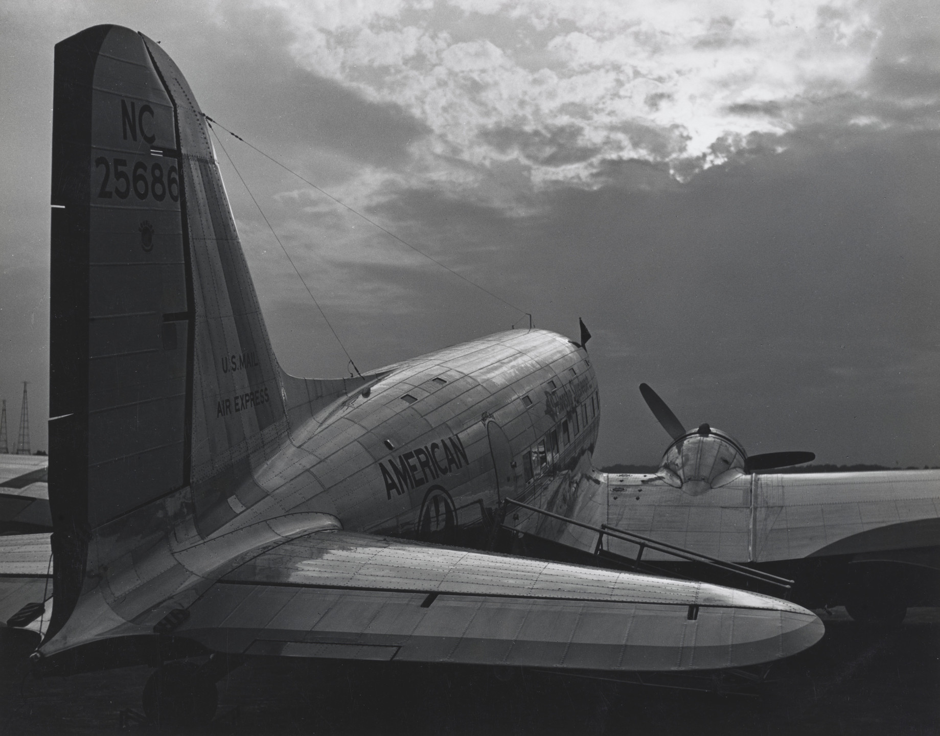 Henry B. Robertson. Towards a New Dawn. 1940