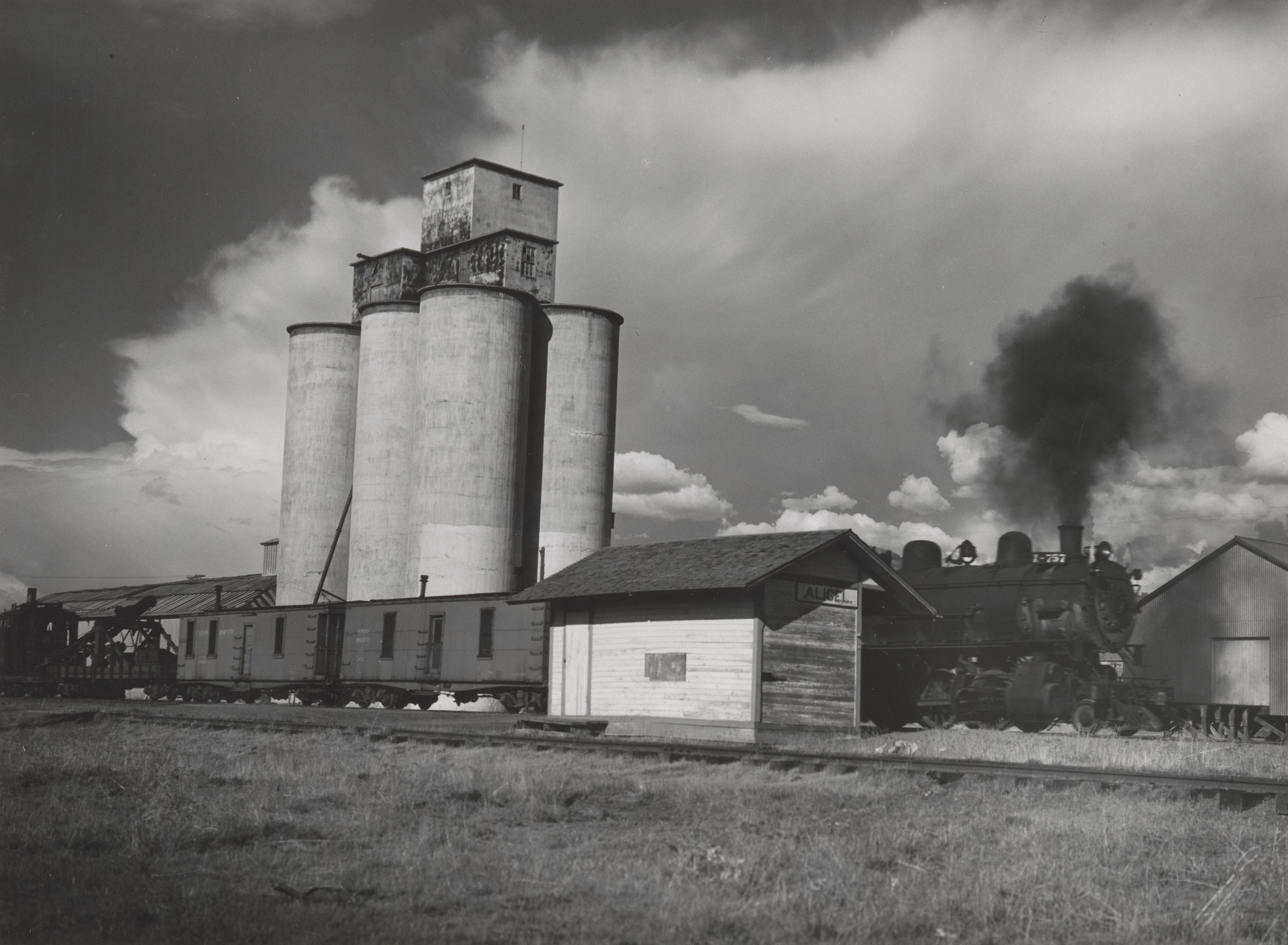 Minor White. Town of Alicel, Grande Ronde Valley, Oregon. 1941