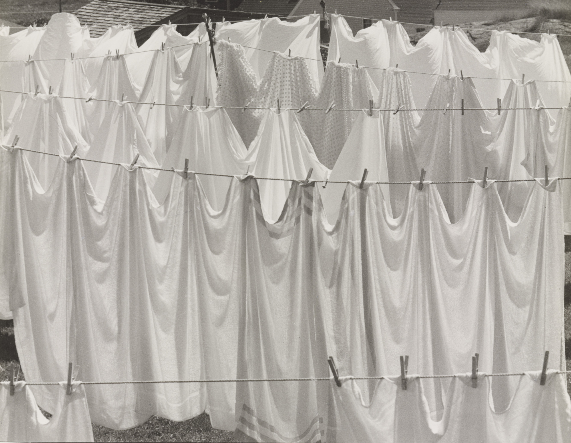 Ralph Steiner. Hanging Sheets