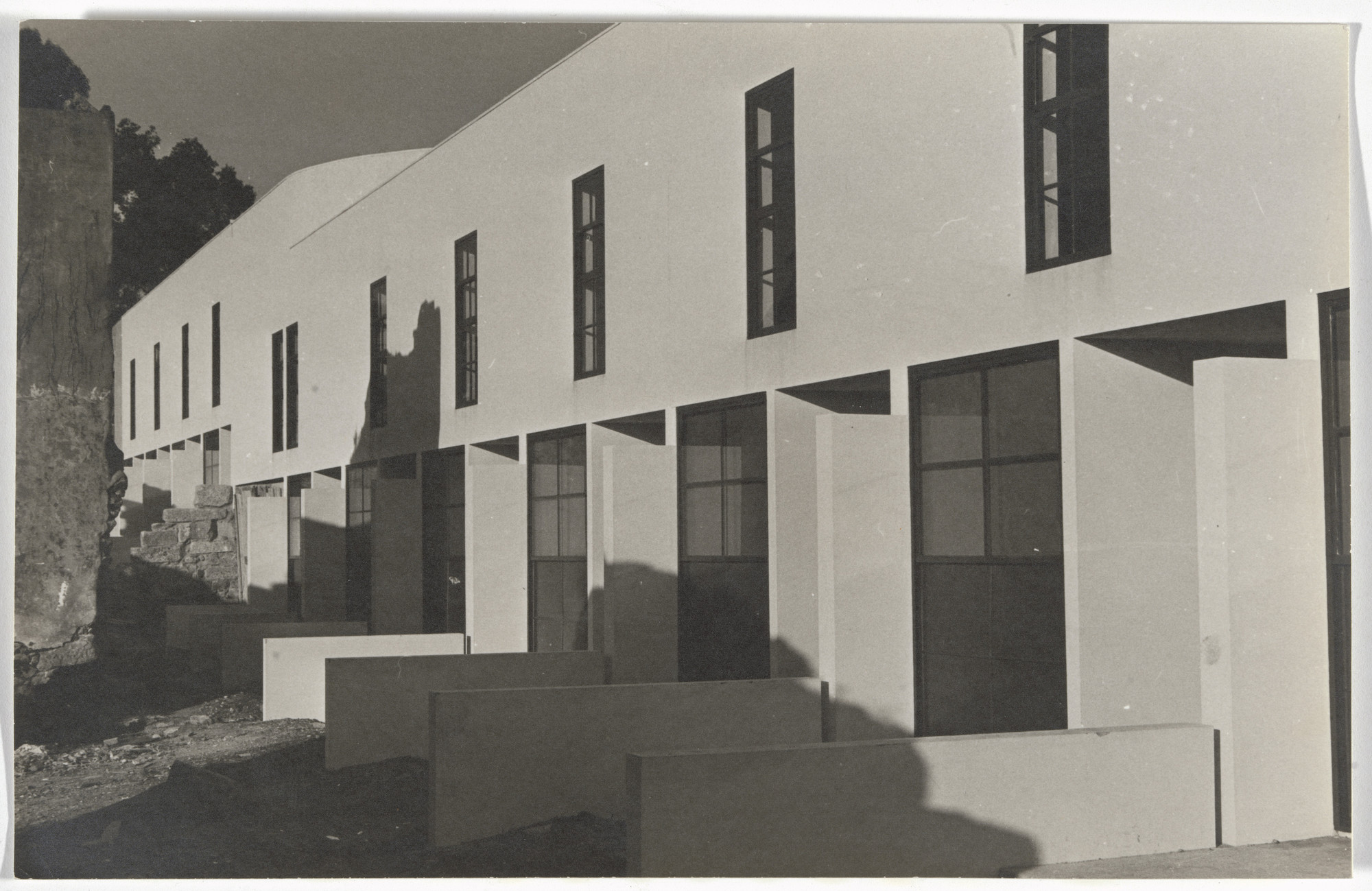 Álvaro Siza. SAAL S. Victor Social Housing, Porto, Portugal