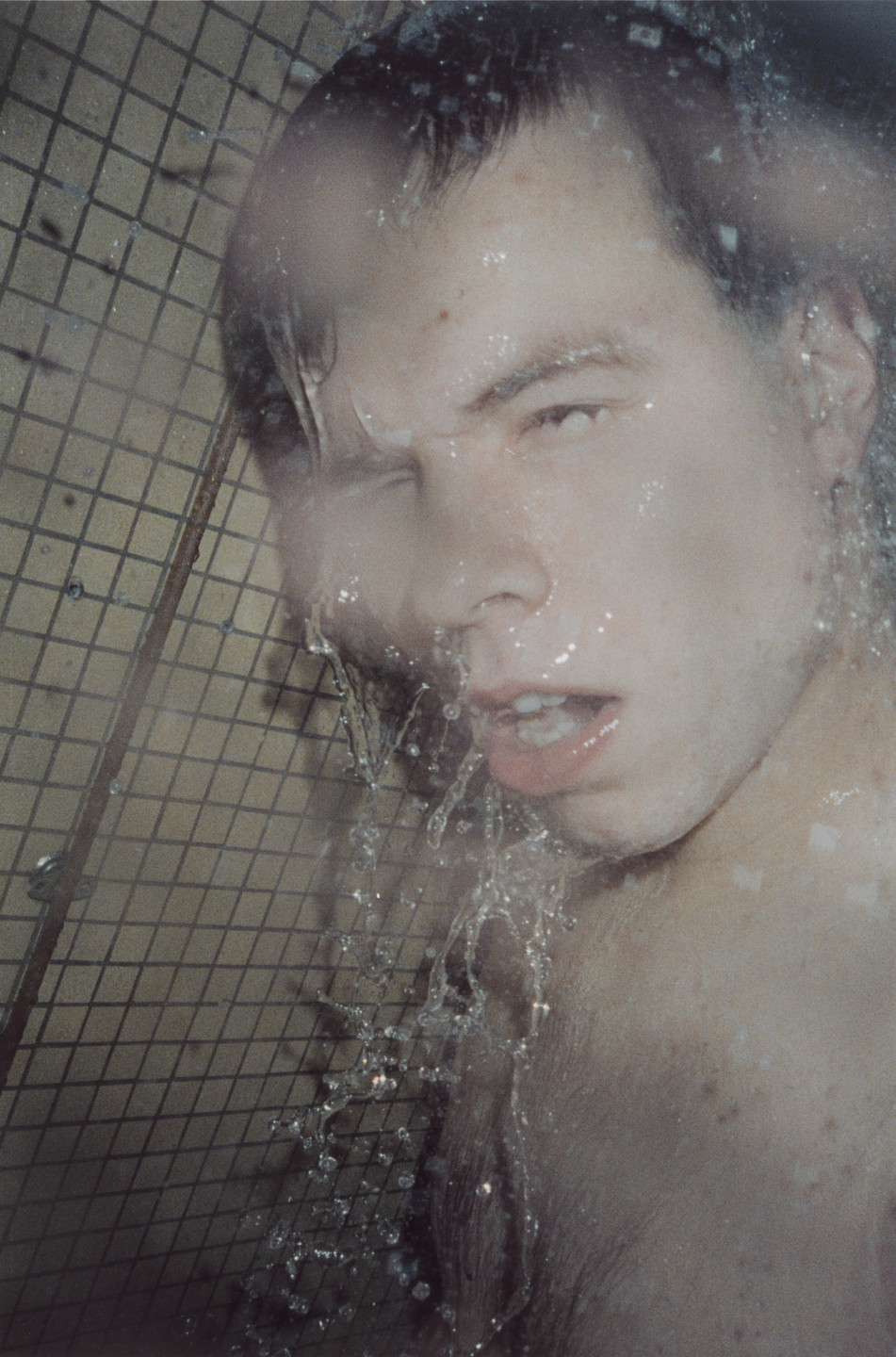 Wolfgang Tillmans. me in the shower. 1990