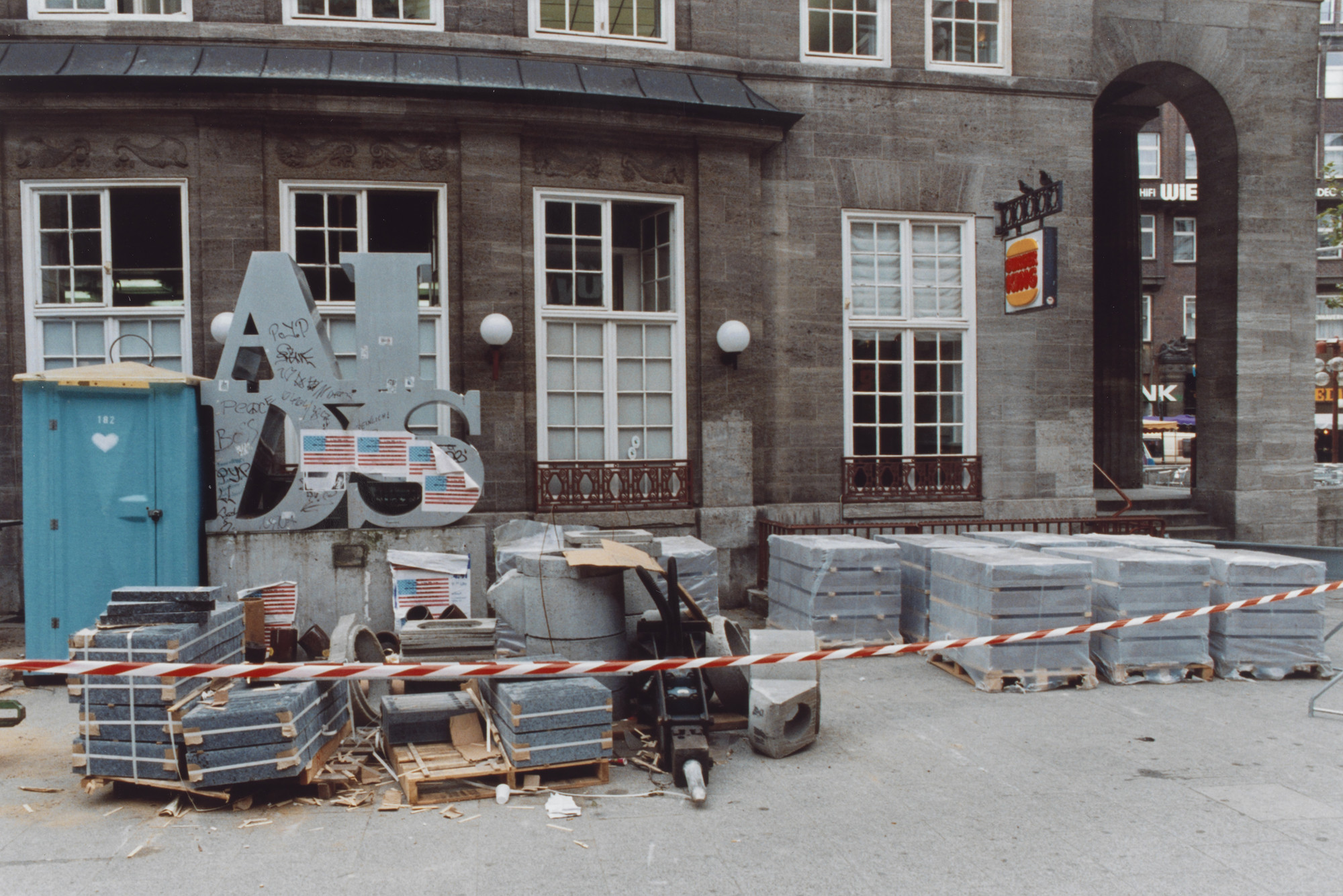 Wolfgang Tillmans. AIDS, General Idea. 1991
