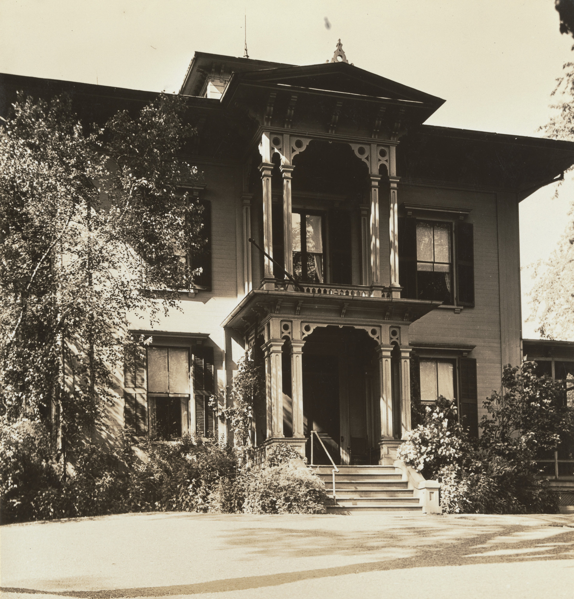 Walker Evans. House, Northampton, Massachusetts