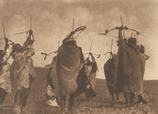 Atsina Crazy Dance, The Flight of Arrows