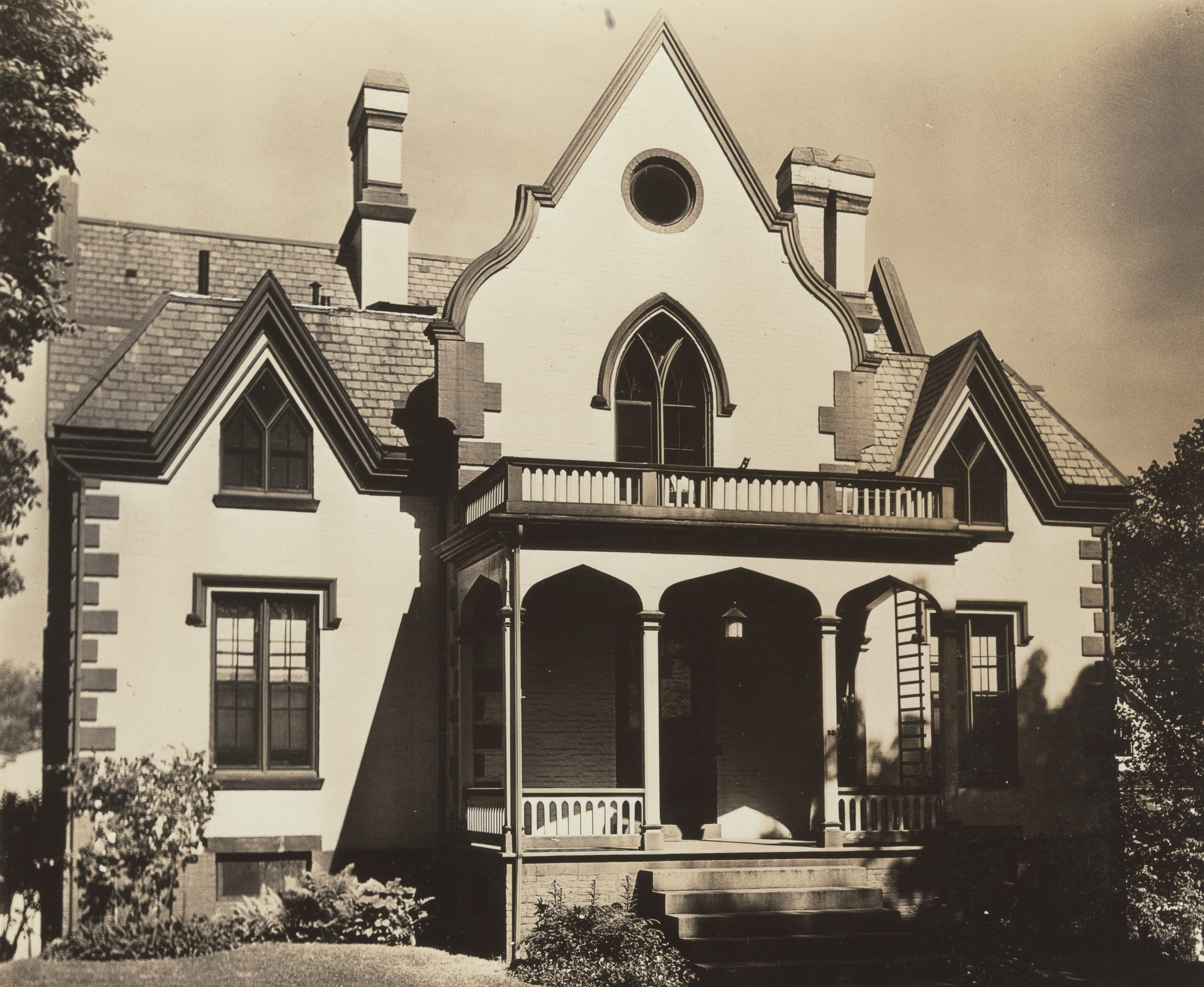 Walker Evans. Gothic House, Northampton, Massachusetts
