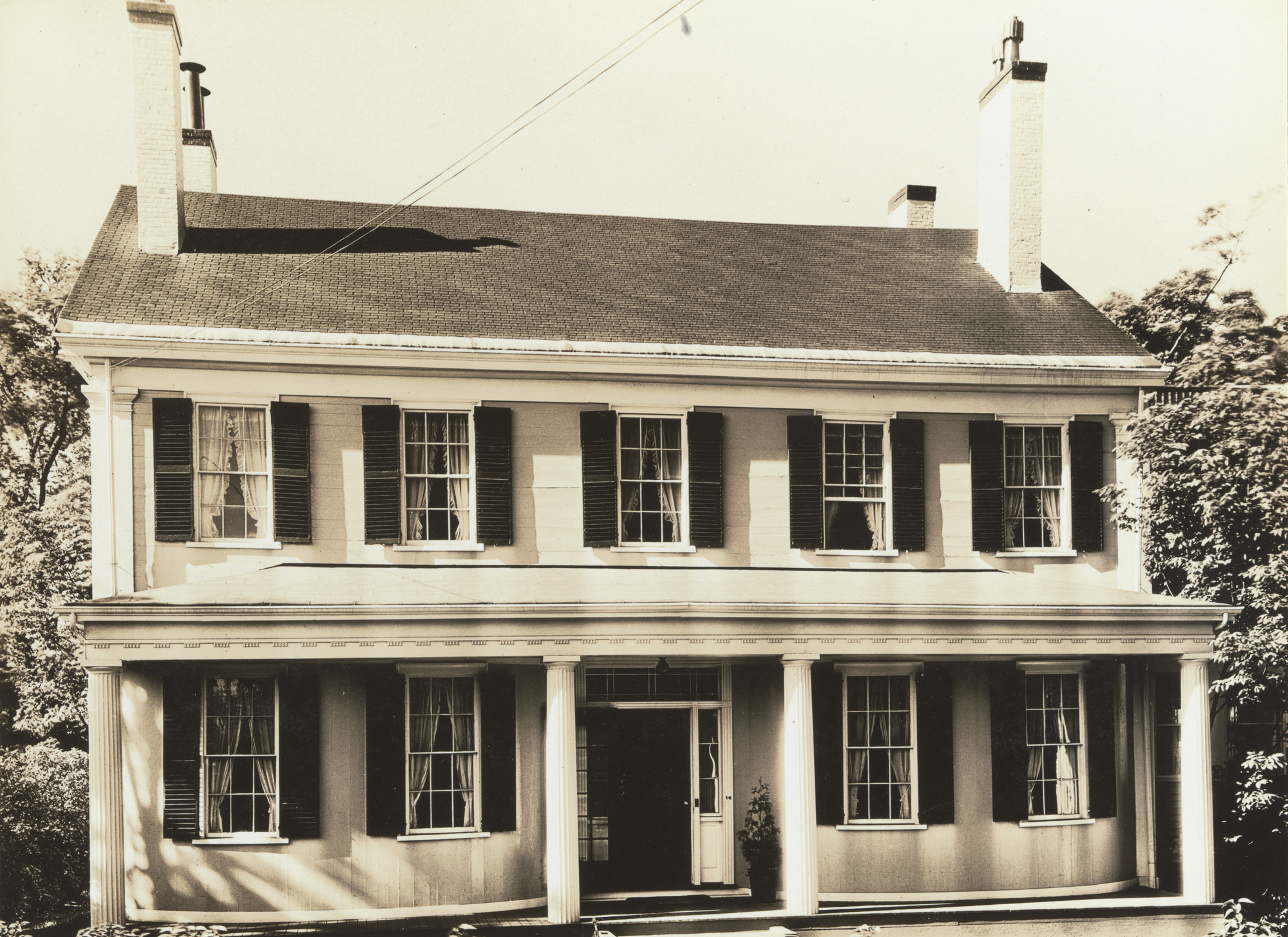 Walker Evans. Greek House, Cambridge, Massachusetts