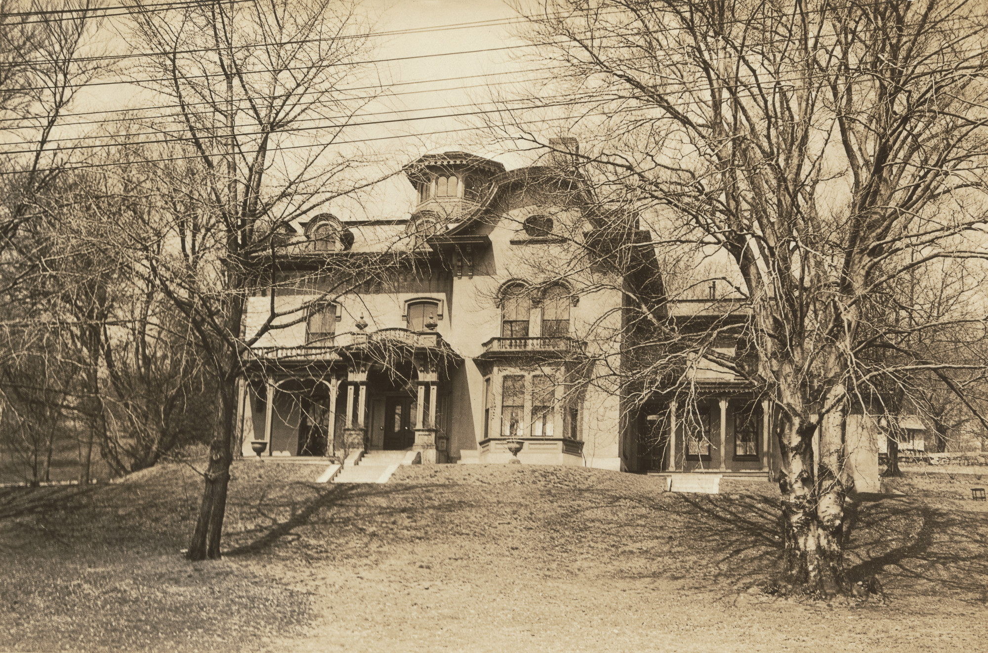 Walker Evans. Mansard House, Belmont, Massachusetts