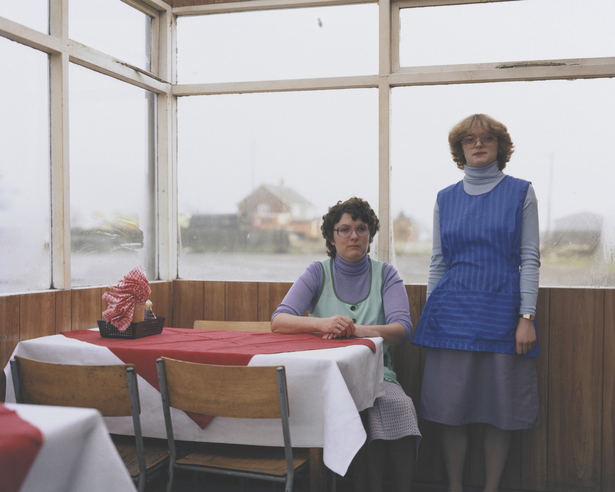 Paul Graham. Cafe Assistants, Compass Cafe, Colsterworth, Lincolnshire