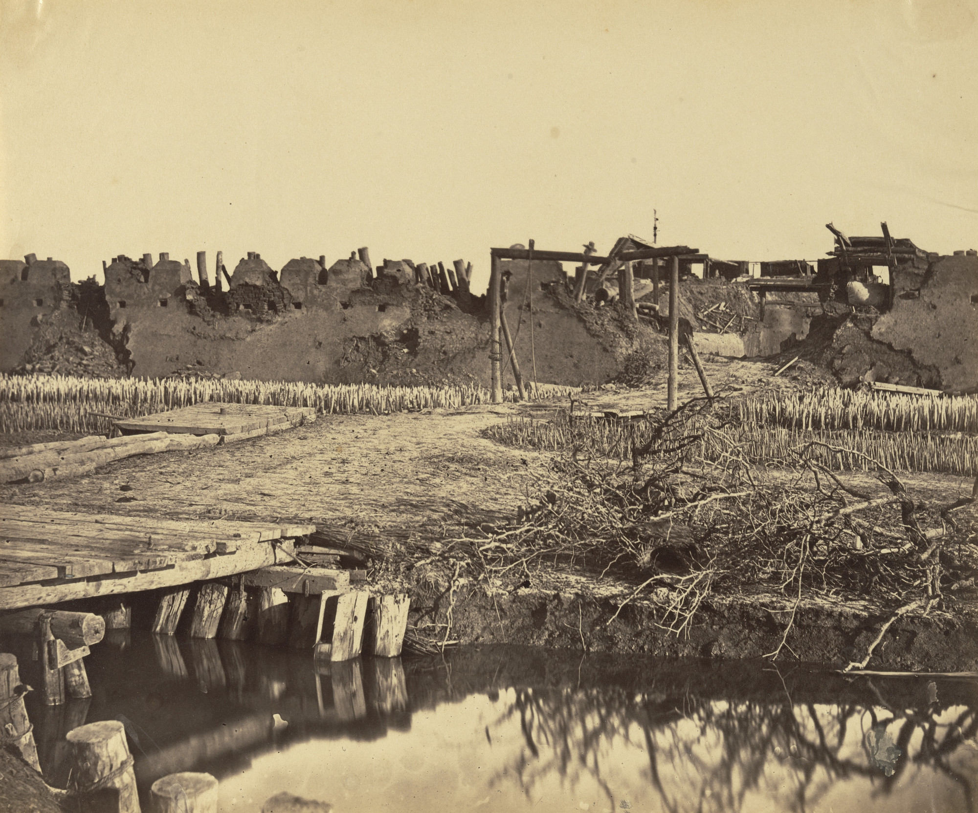 Felice Beato. Exterior of North Fort Showing English Entrance