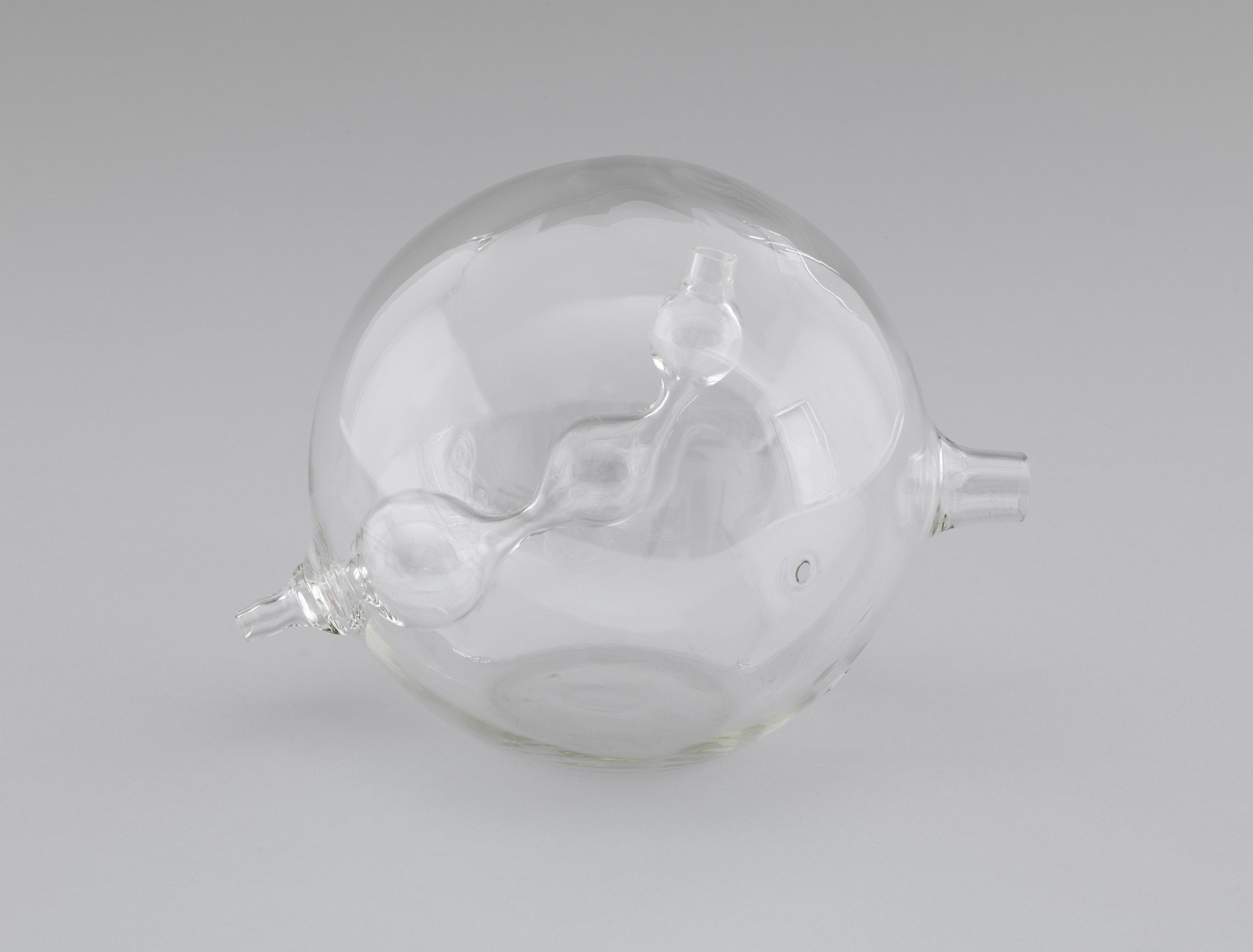 Susana Soares, Design Interactions Department, Royal College of Art. Fertility Object from the BEE'S project (Prototype). 2007
