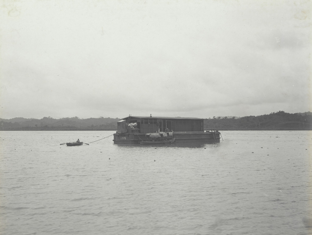 Houseboat of employees engaged in eradicating Water Hyacinths in Canal waters