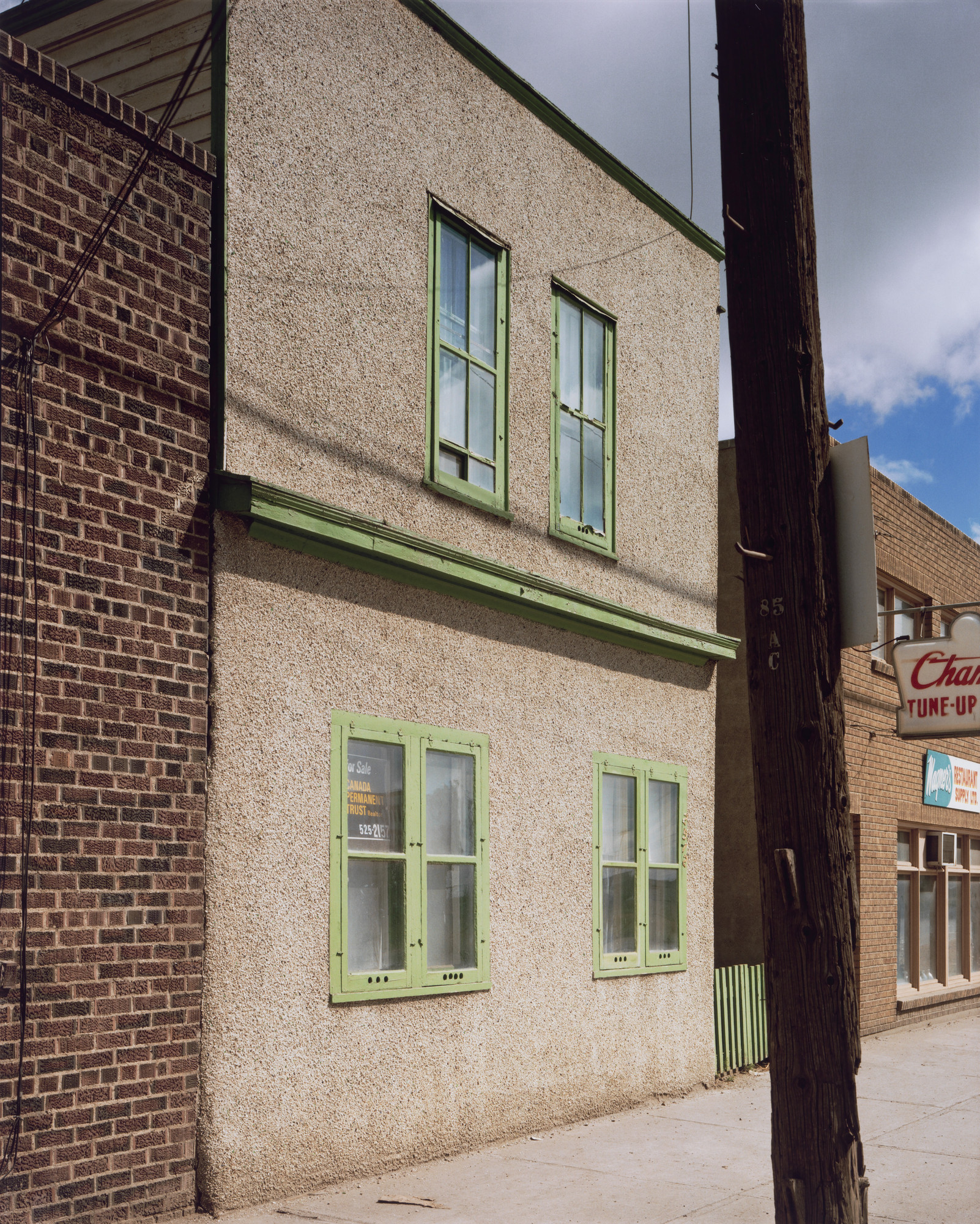 Stephen Shore. Dewdney Ave, Regina, Saskatchewan, August 17, 1974