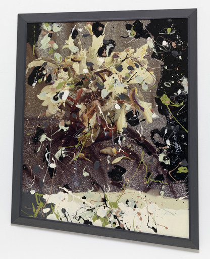 White Lilies on Glitter Cloth