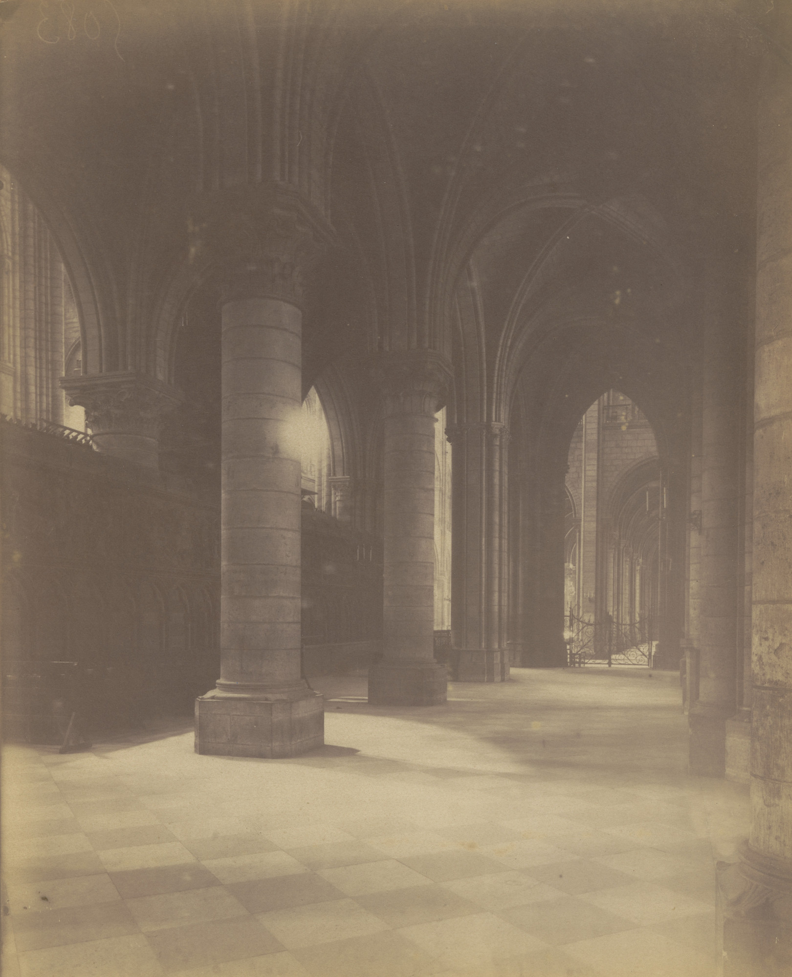 Eugène Atget. Notre-Dame