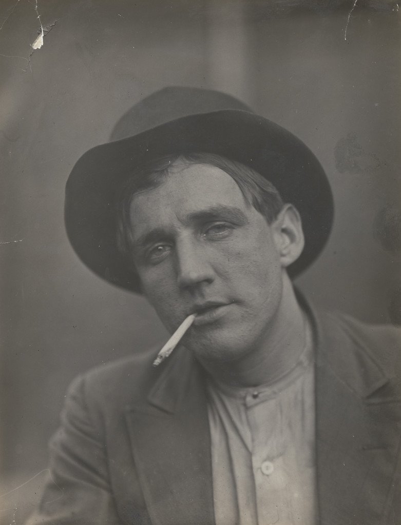 Newsie, St. Louis, Missouri