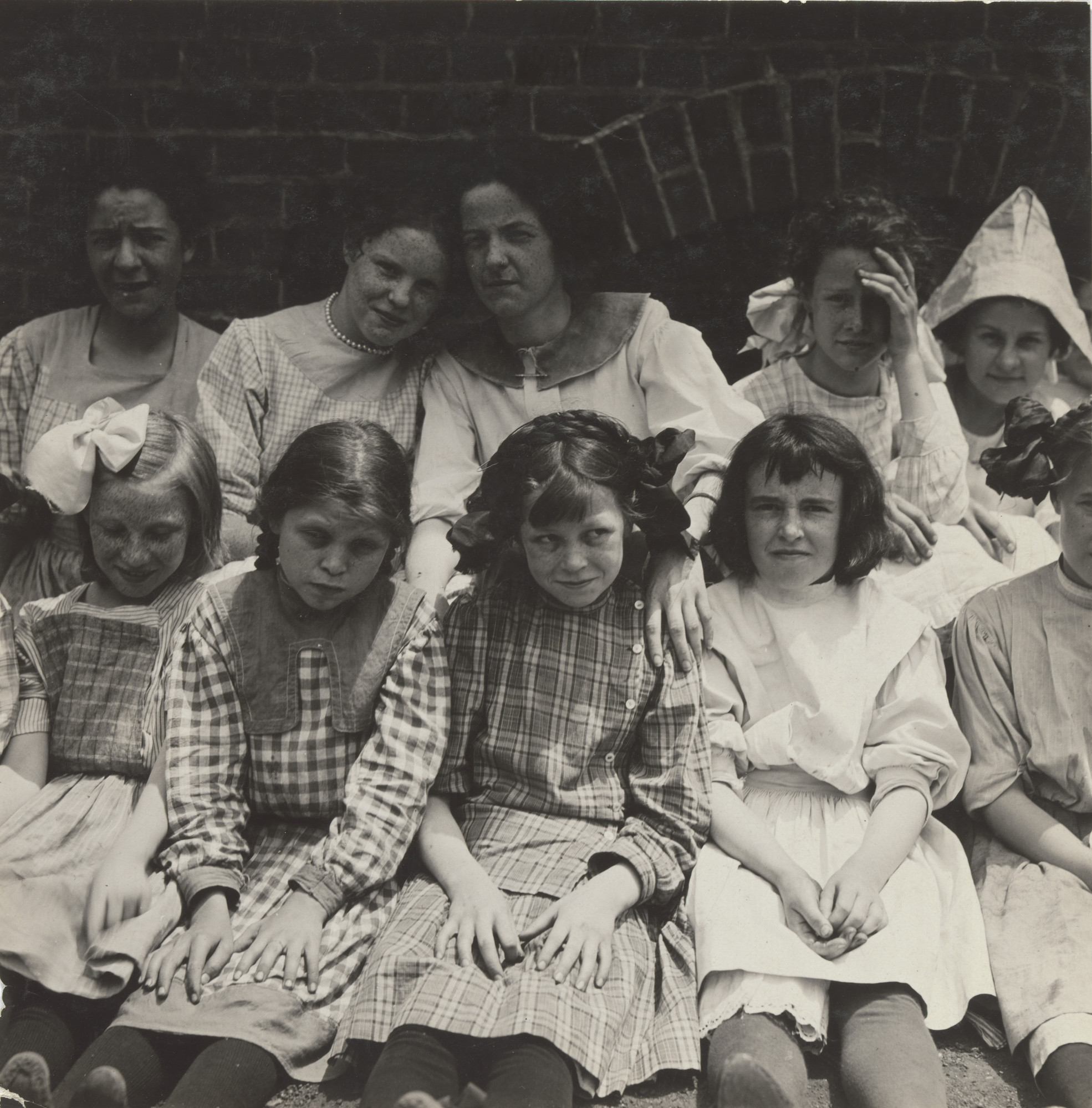 Lewis Wickes Hine. Danville Cigarette Factory, Danville, Virginia
