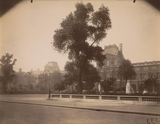 ガンタ　AUBERGE ATGET Eugène Atget. Cour du Louvre. 1905 | MoMA