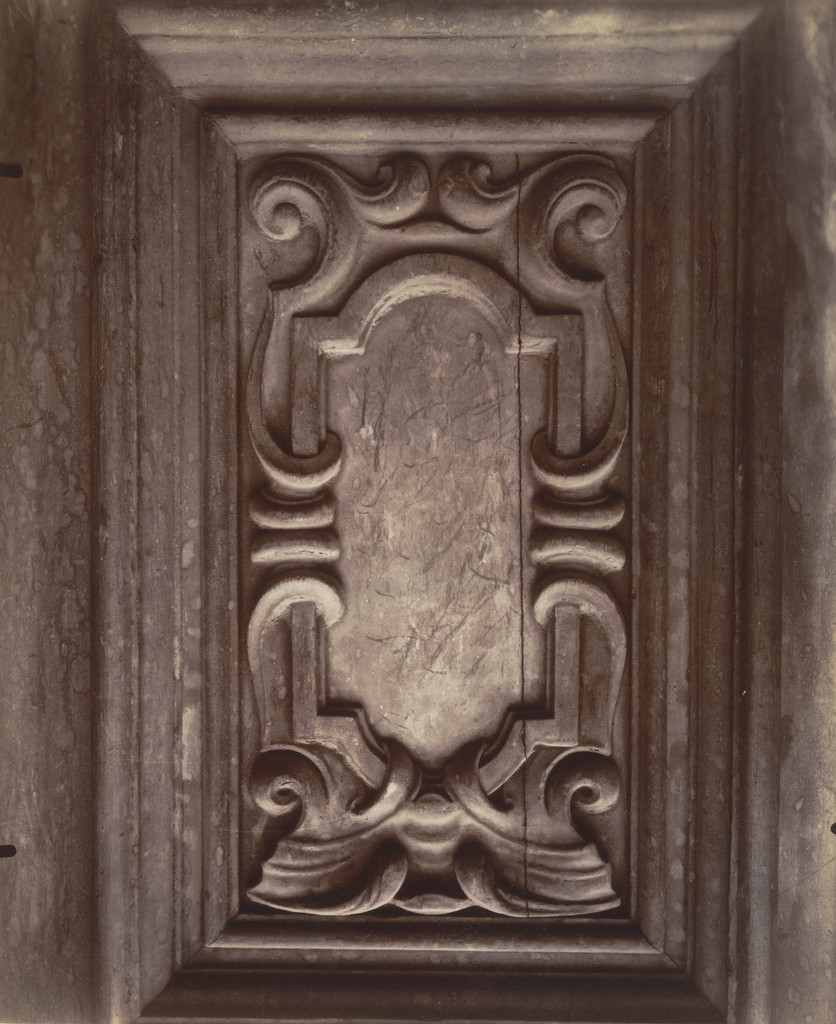 Porte. L'église Saint-Paul