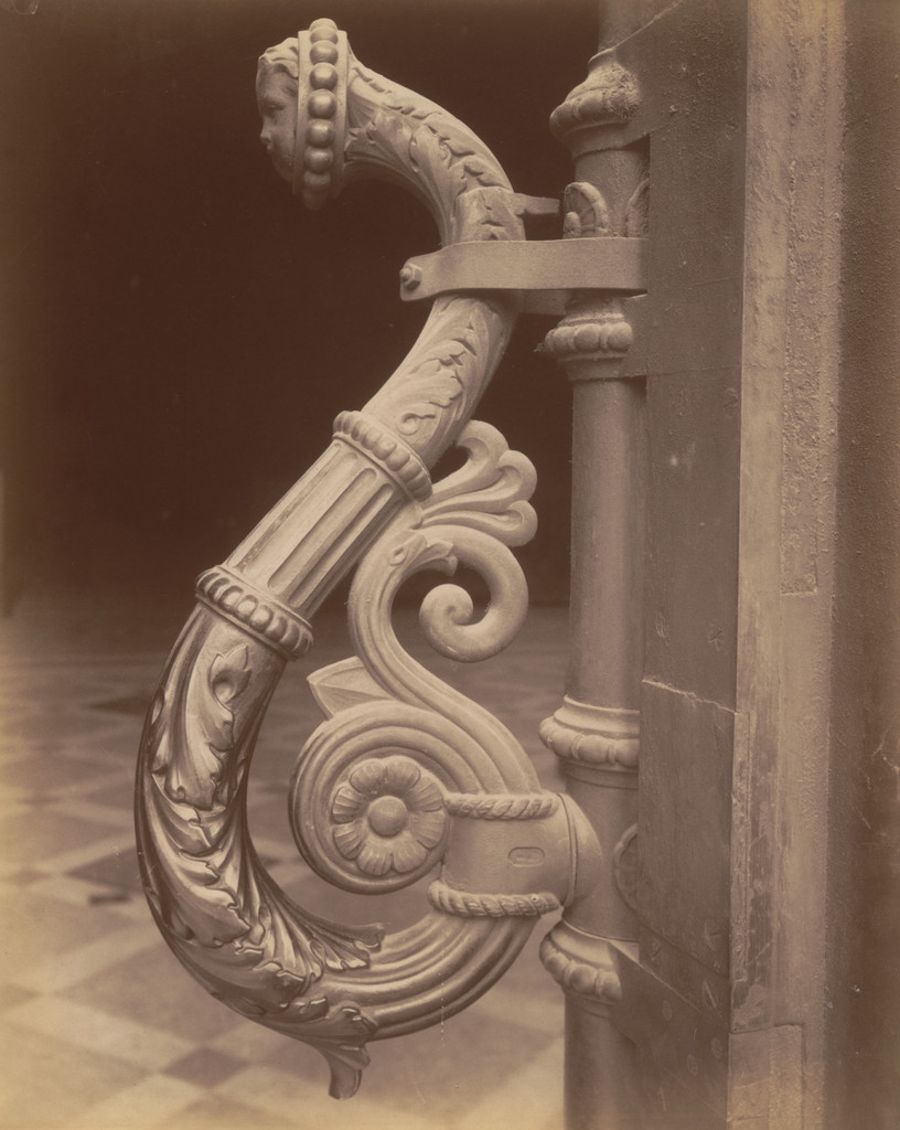 La Madeleine (Porte). Heurtoir