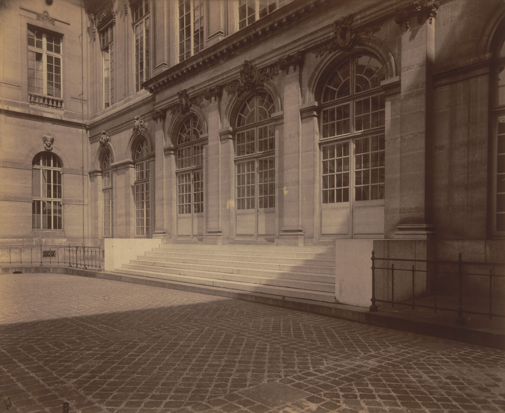 Bibliothèque Nationale. Sur la rue Richelieu. Ancien Hôtel de Nevers