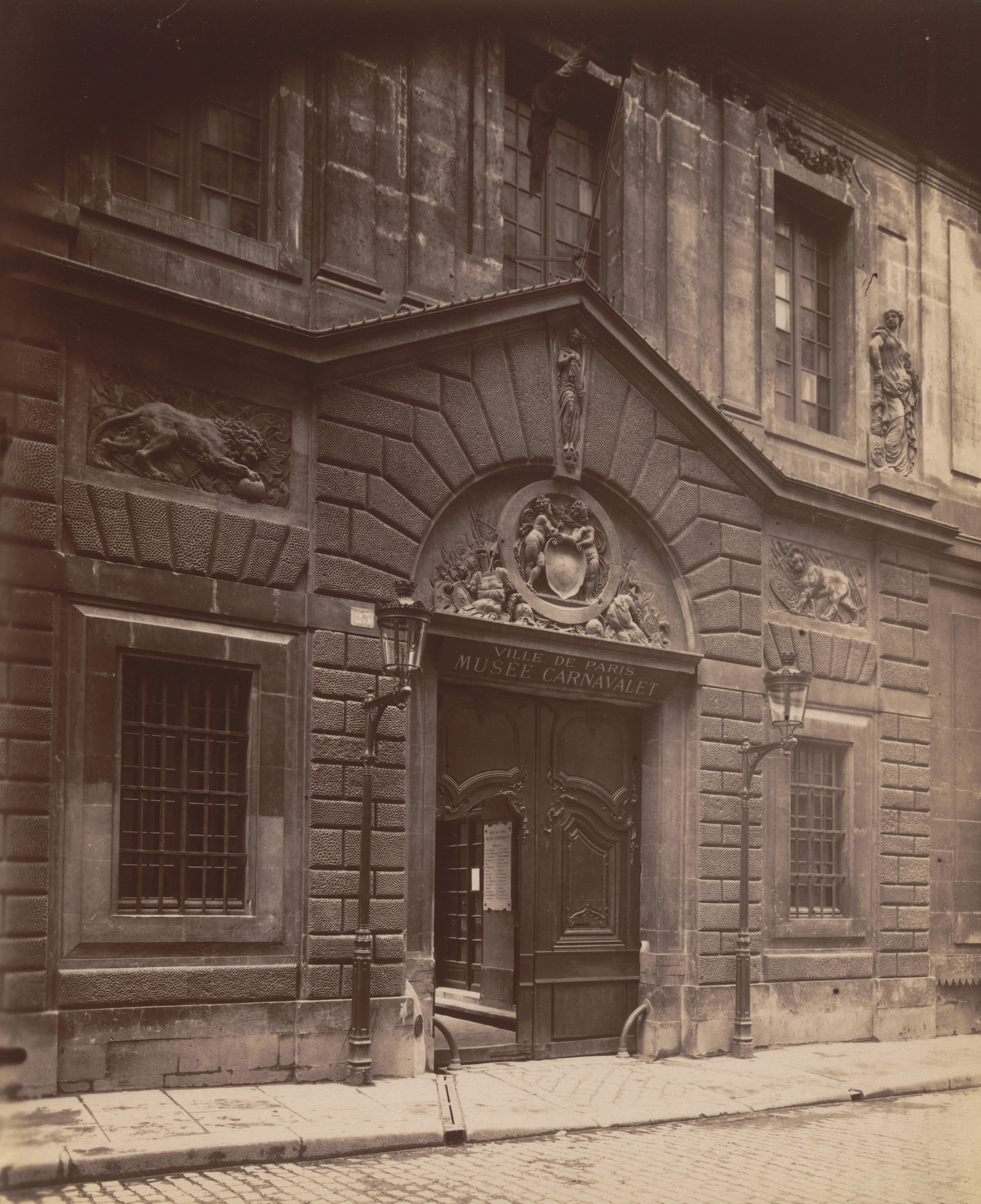 Eugène Atget. Musée Carnavalet, 23 rue de Sévigné
