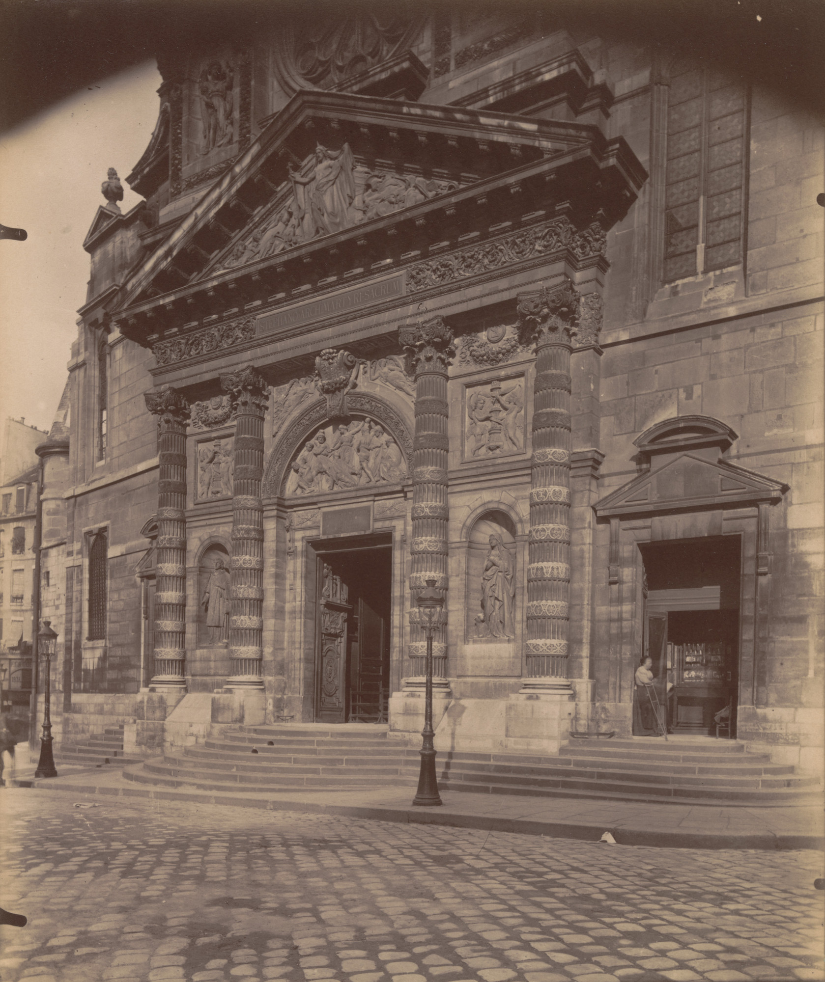 Eugène Atget. Saint-Étienne-du-Mont
