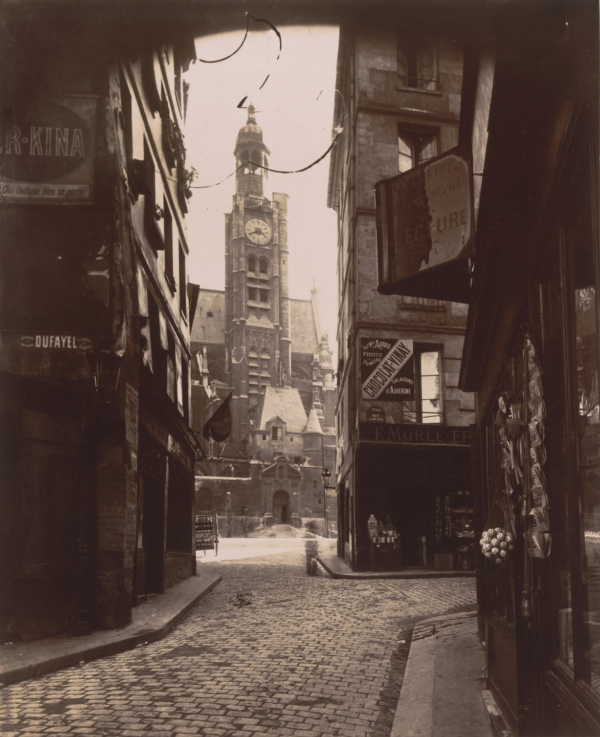 Eugène Atget. Rue de la Montagne-Sainte-Geneviève. 1898