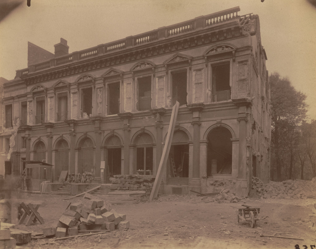 Palais de la Reine Hortense. Rue Laffitte