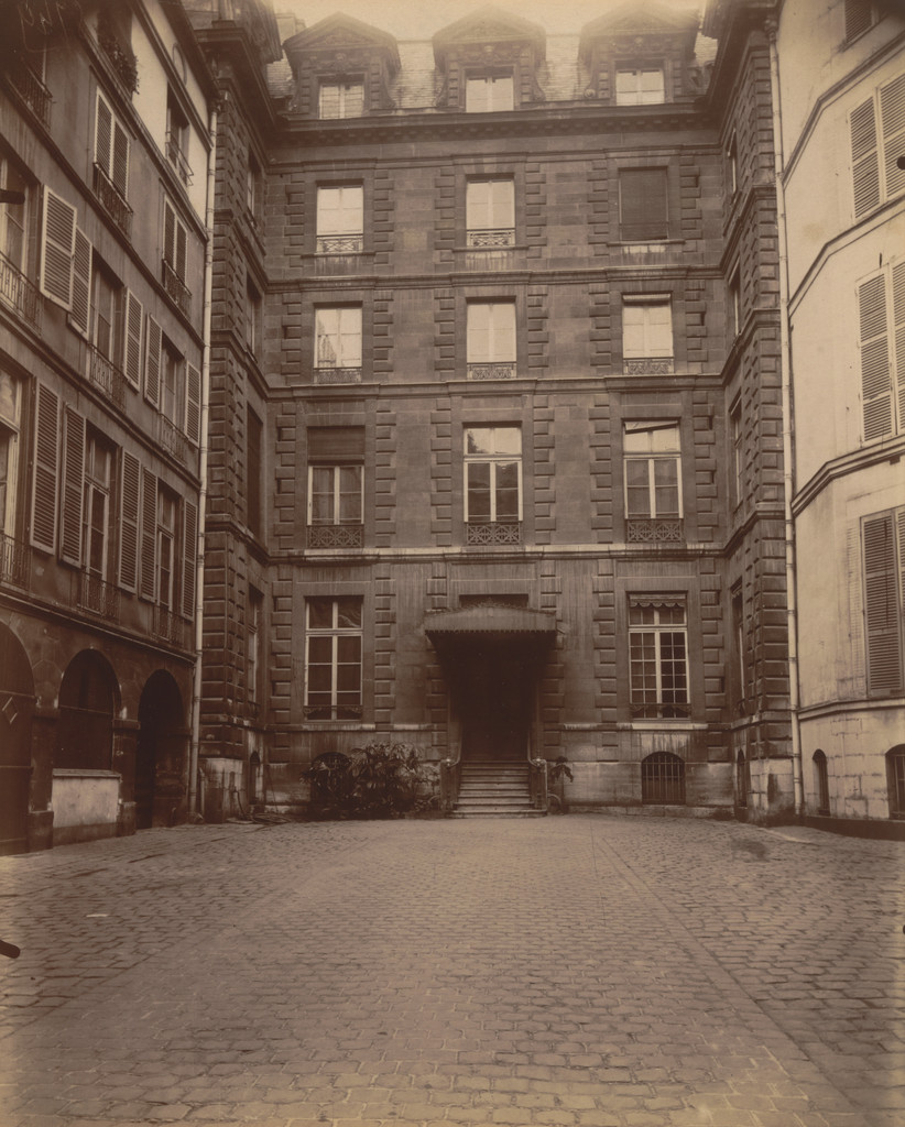 Ancien Hôtel de Marguerite de France (Reine Margot). 6 Rue de Seine