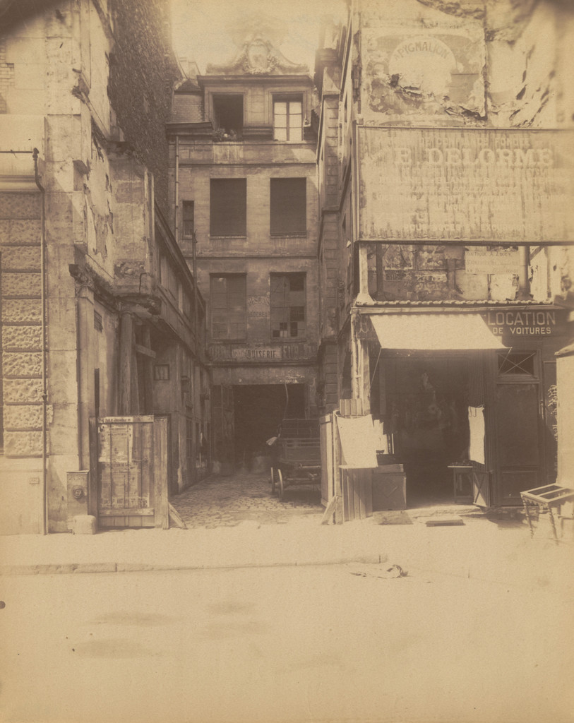 Ancienne maison de la maîtrise de Saint-Eustache, 25 rue du Jour, Eugène Atget, 1902–03, Albumen silver print