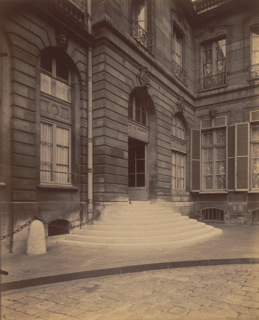 Hôtel de Roquelaure. Boulevard Saint-Germain 246