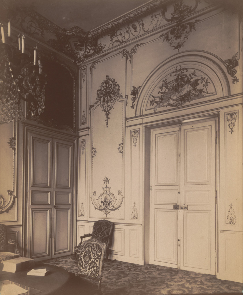 Hôtel de Roquelaure. Boulevard Saint-Germain 246