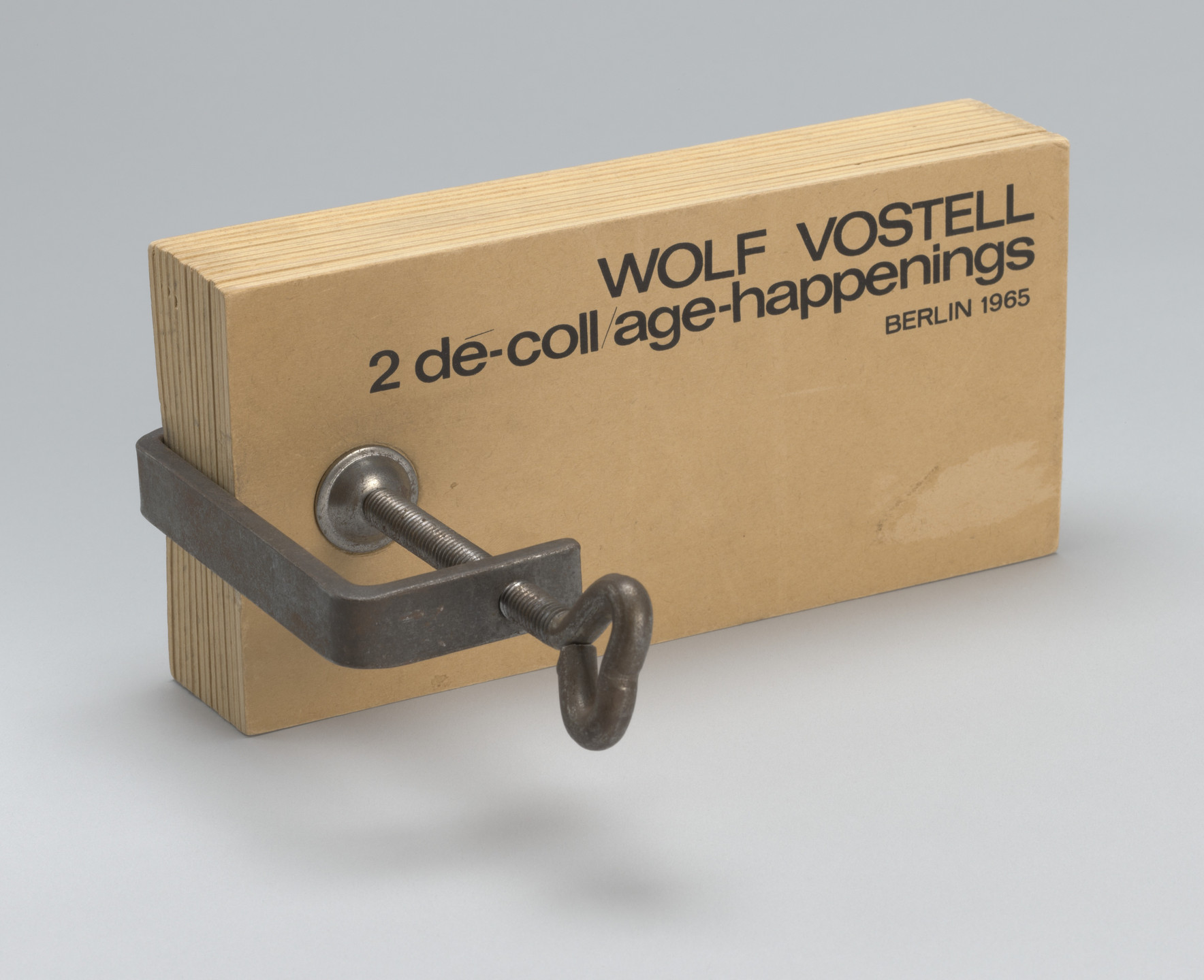 Wolf Vostell. 2 de-coll/age-happenings. 1965