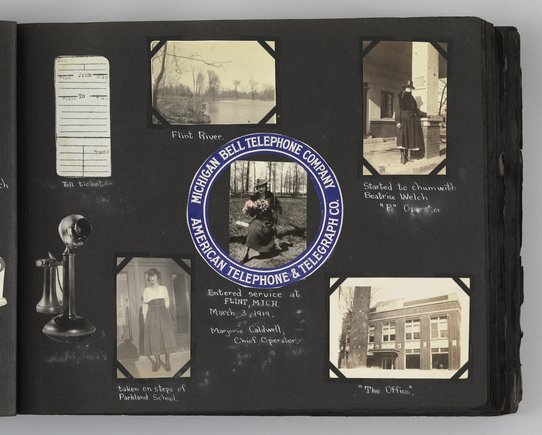 Blanche Parker. The Story of my Life and Friends as Told by Snapshots from Fourteen On. 1916-23