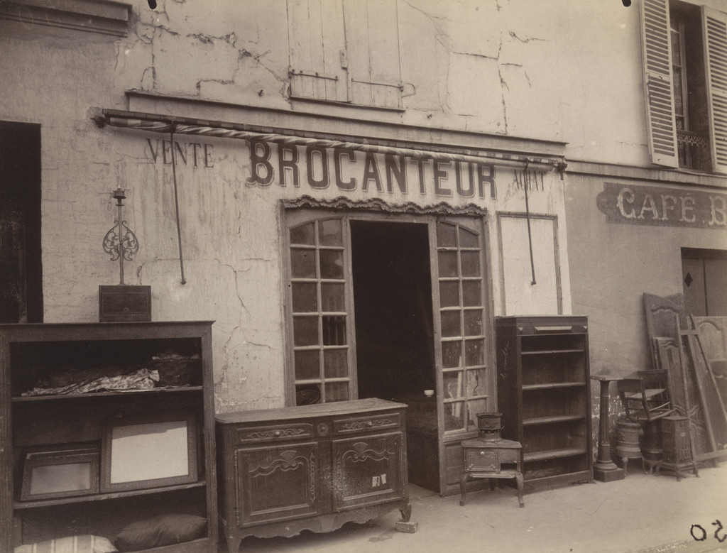 Brocanteur. Rue Poinsot