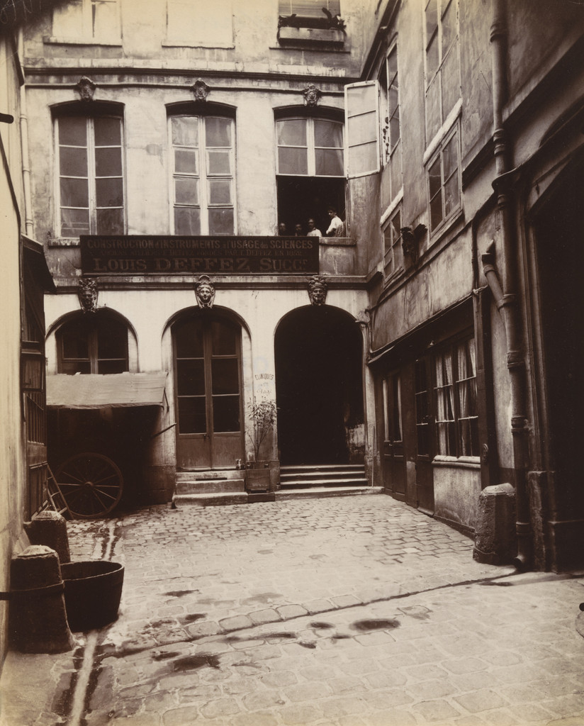 34 Rue Saint Séverin