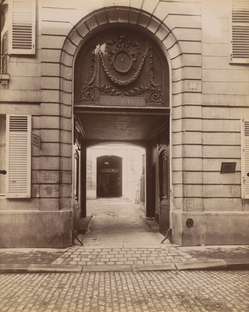 Hôtel de Maillé, 10 rue Charles V
