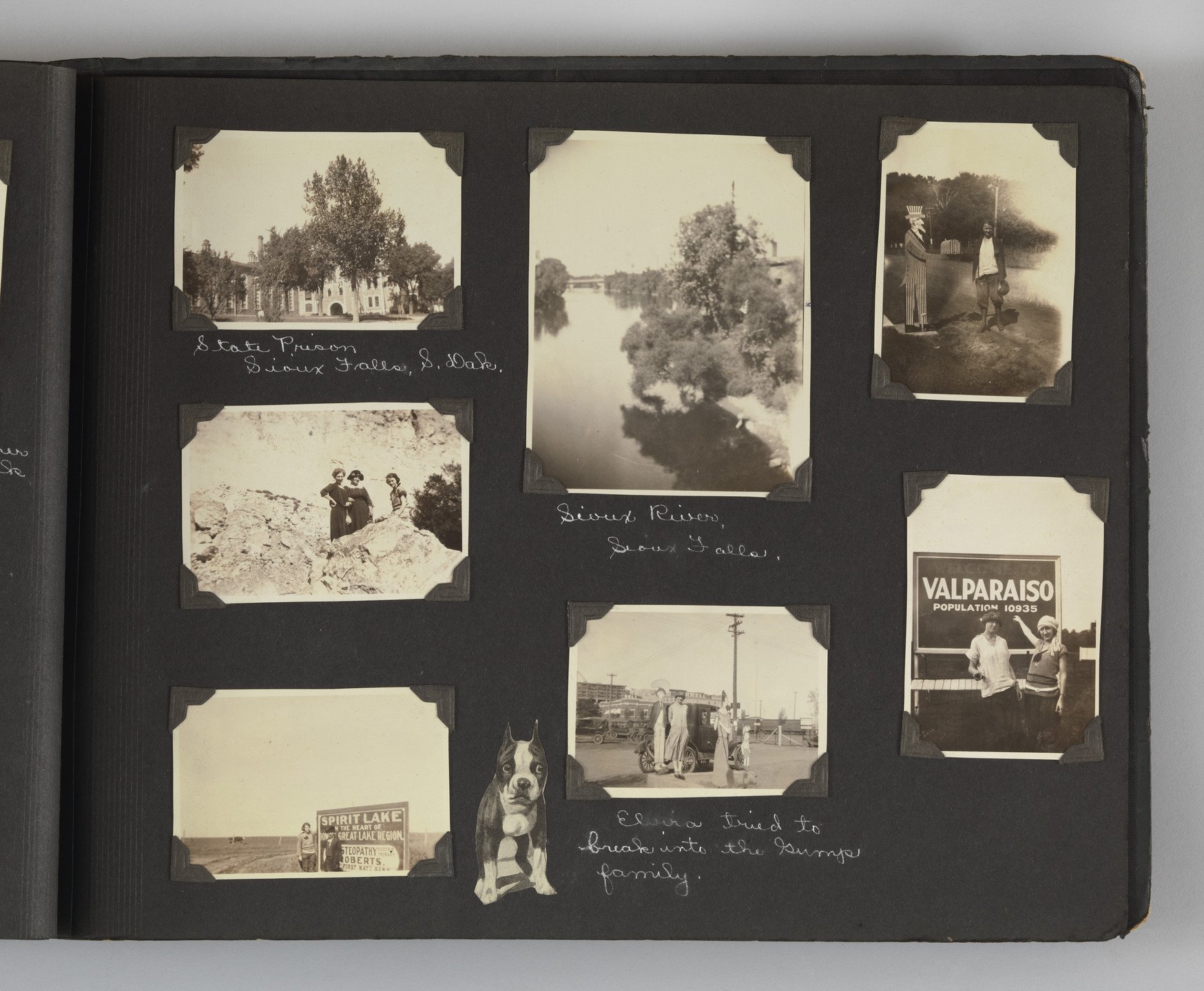 Blanche Parker. The Story of my Life and Friends as Told by Snapshots from Fourteen On. 1916-23
