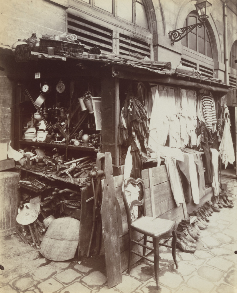 Marché des Carmes, Place Maubert