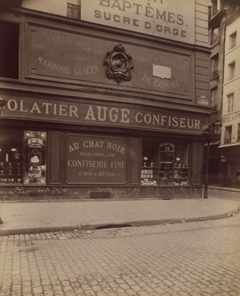 Au Chat Noir. 32 Rue de la Reynie