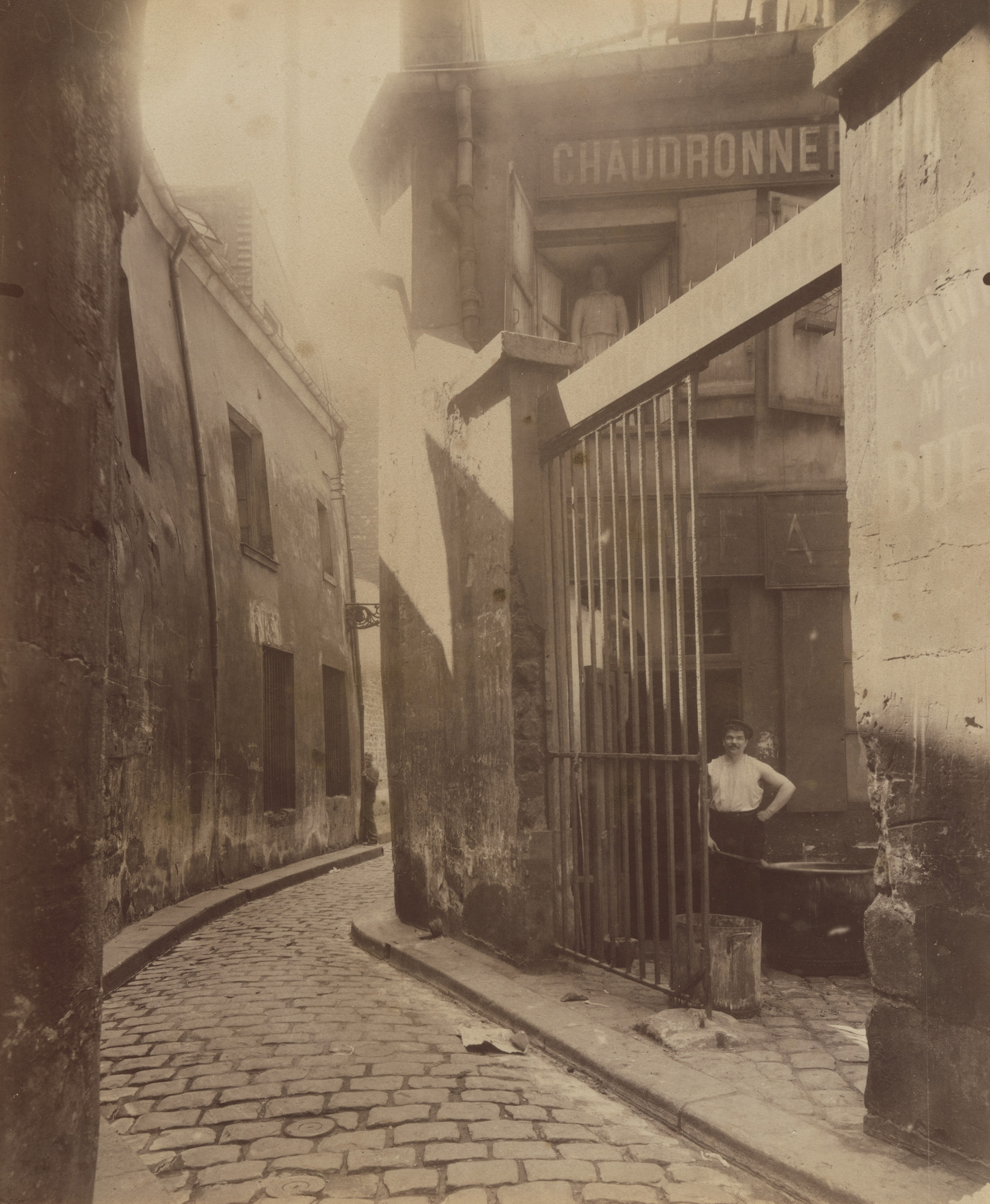 Eugène Atget. Rue du Maure. 1908 | MoMA