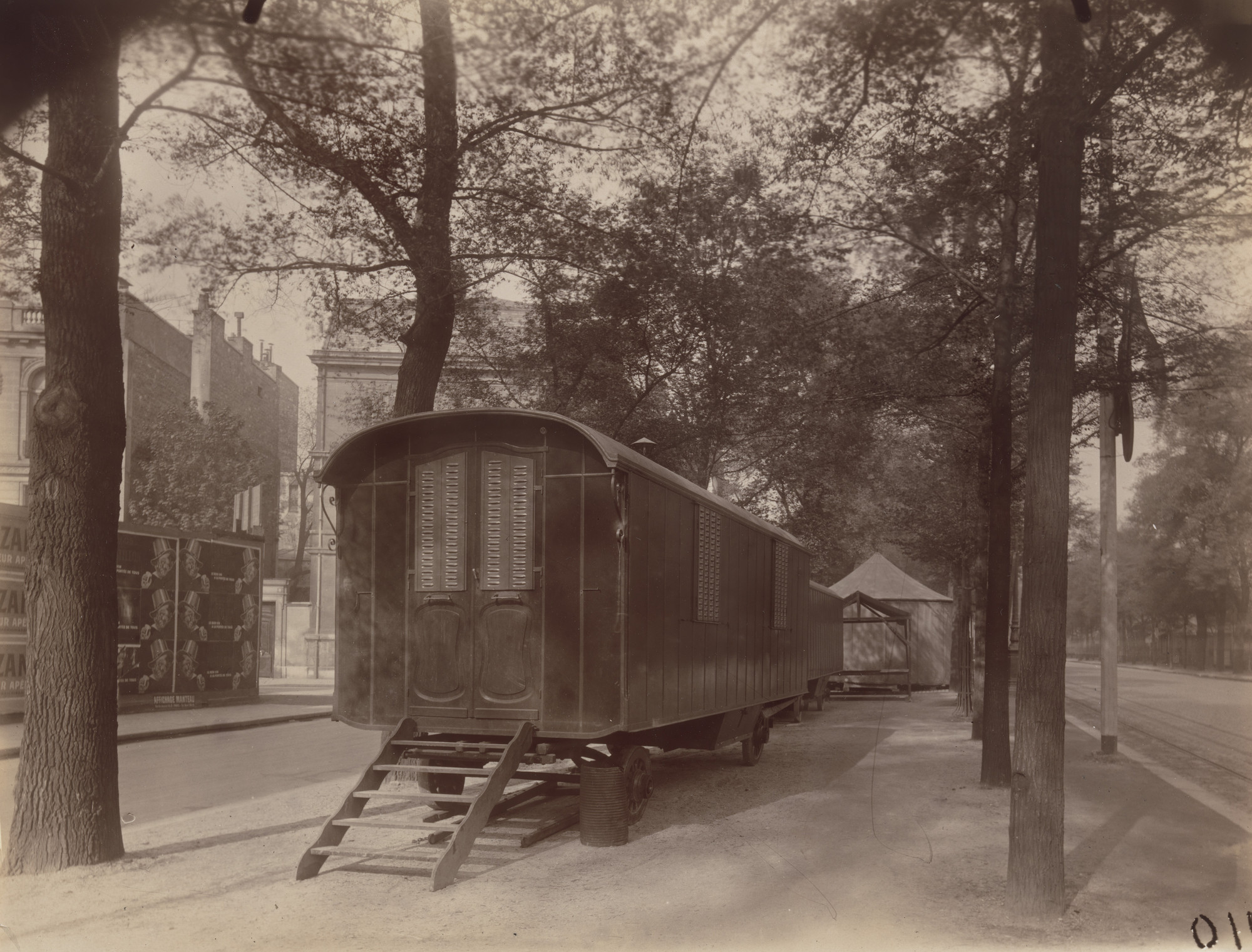 Eugène Atget. Fête des Invalides