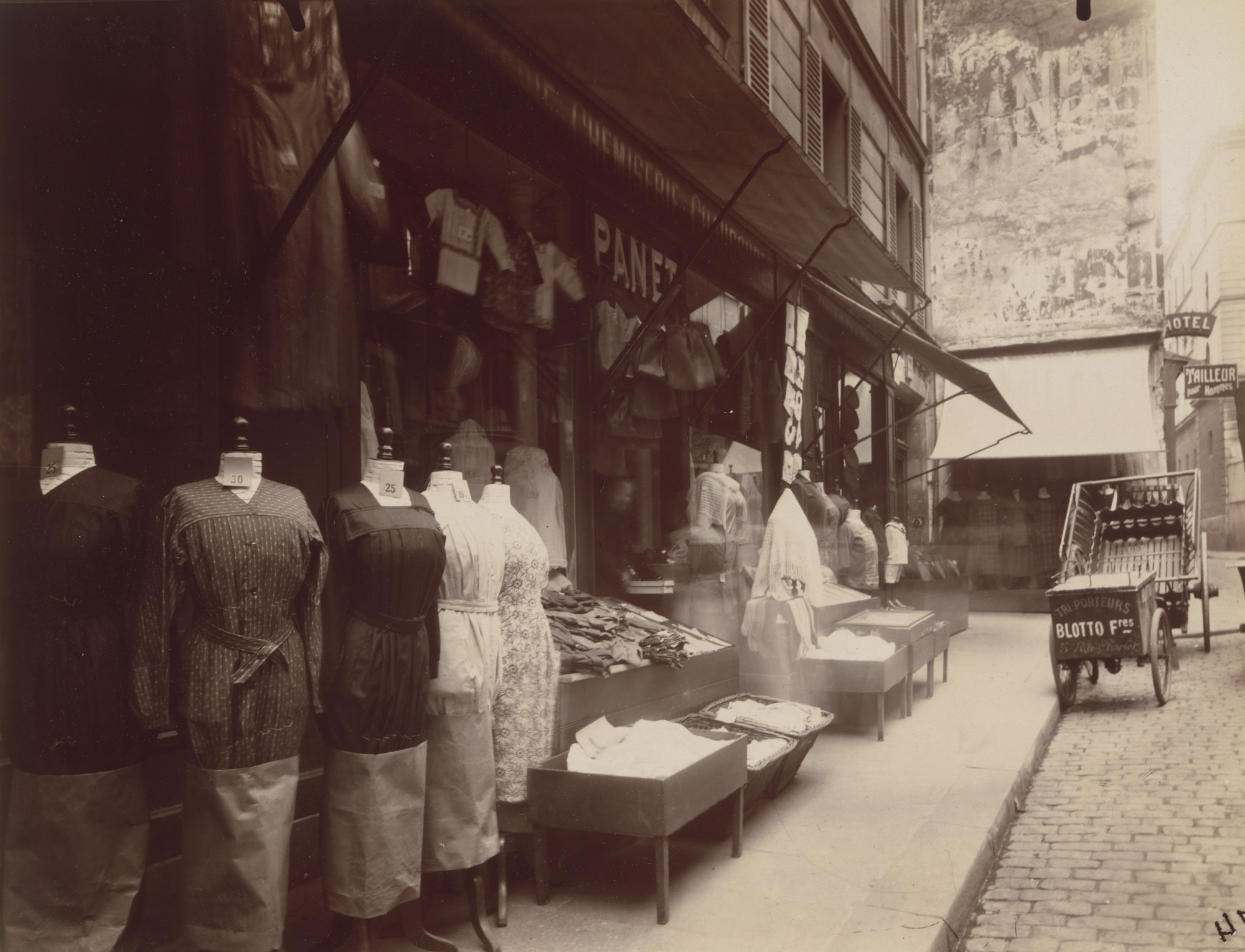 Eugène Atget. Rue Mouffetard