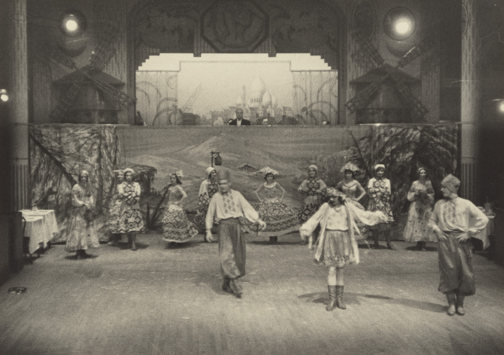 Moulin Rouge, Ilse Bing, 1931