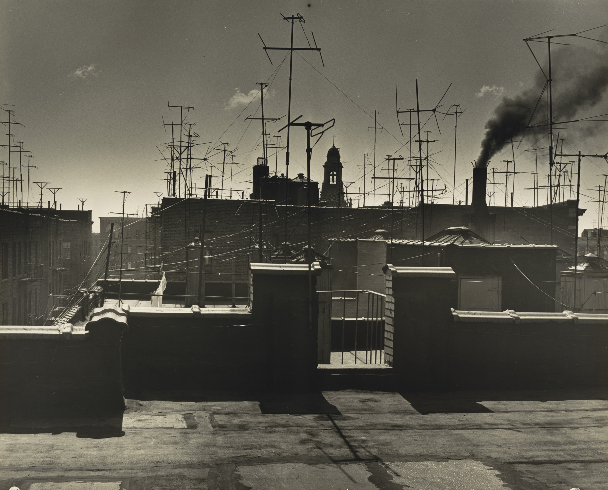 Ilse Bing. Antennae on Rooftop