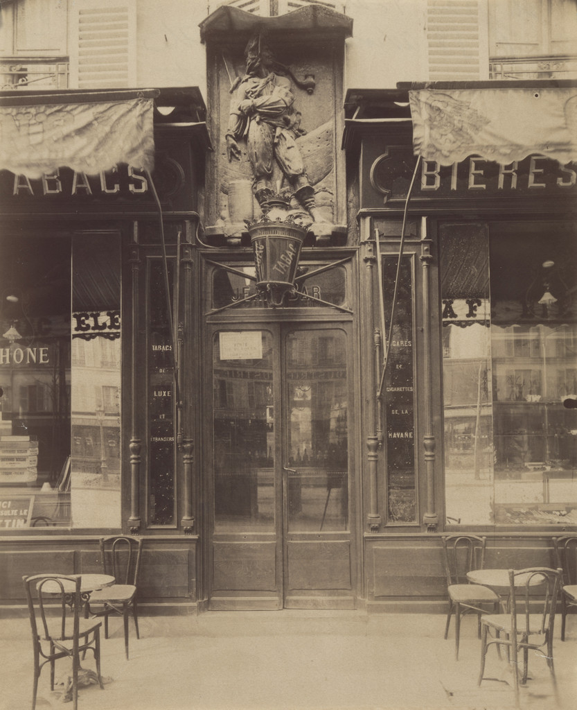 À Jean Bart. 38 Avenue la Motte Piquet